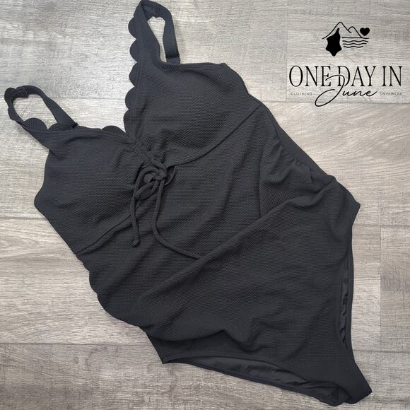 Summermae Maternity Textured One Piece Swimsuit Size 10 - Picture 1 of 5